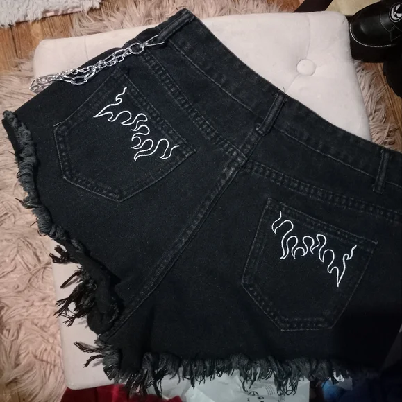 RAGE custom gothic babe OOAK vintage shorts! SOLD - Picture 2 of 9